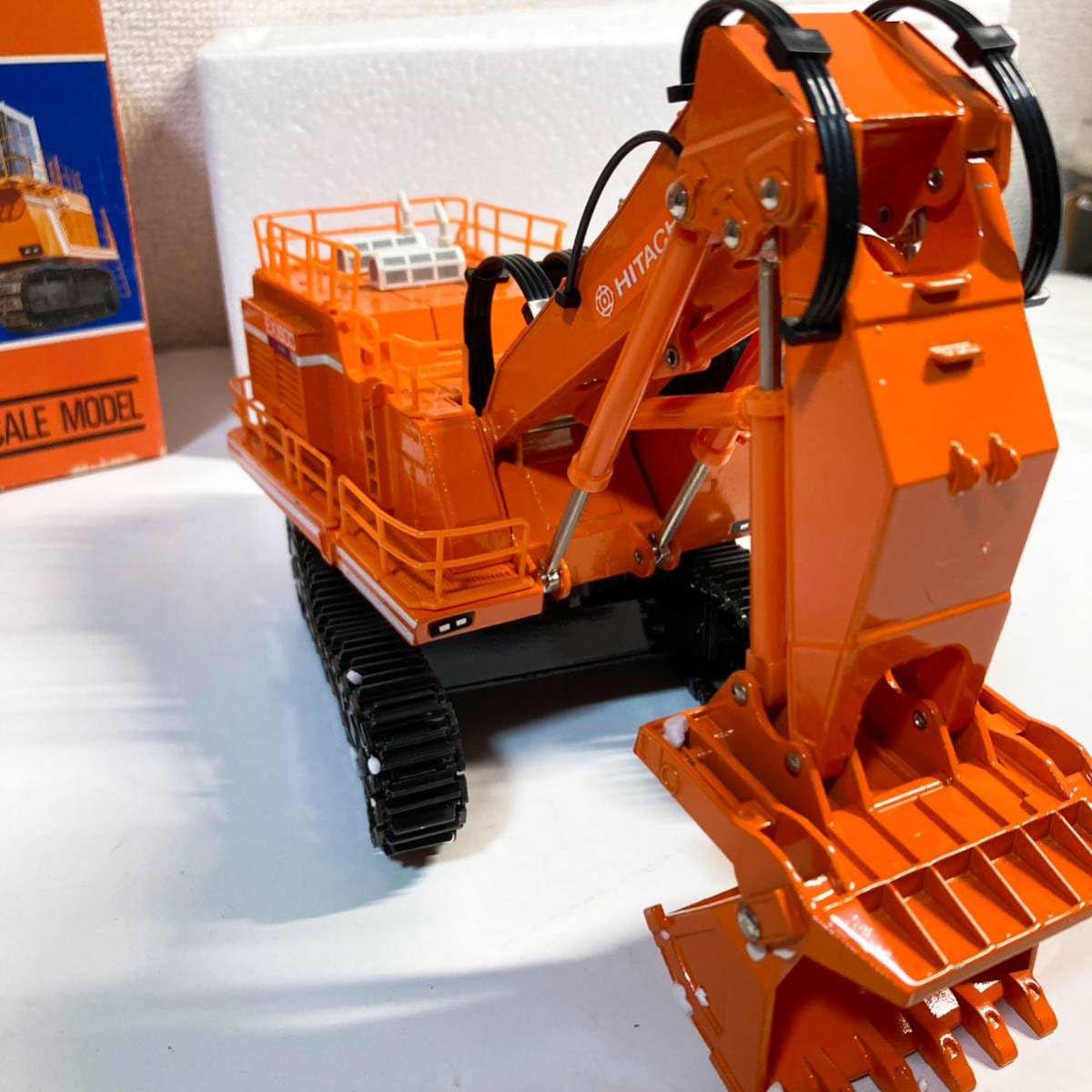 Amazon.co.jp: 日立建機 EX1800 1/60 HITACHI 掘削機 ショベルカー 