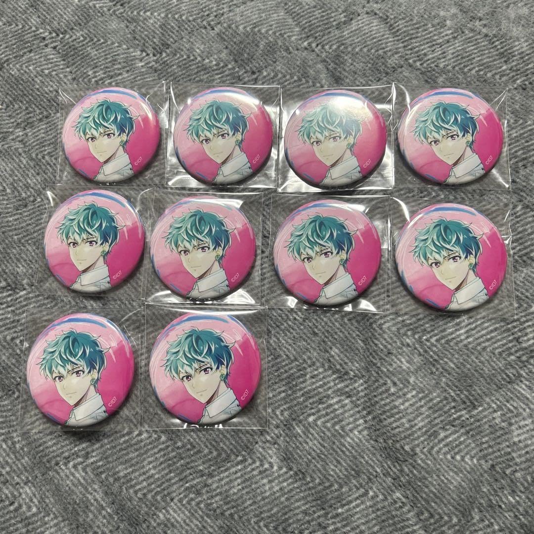 Amazon.co.jp: アイナナ 6周年 缶バッジ 百 : おもちゃ 