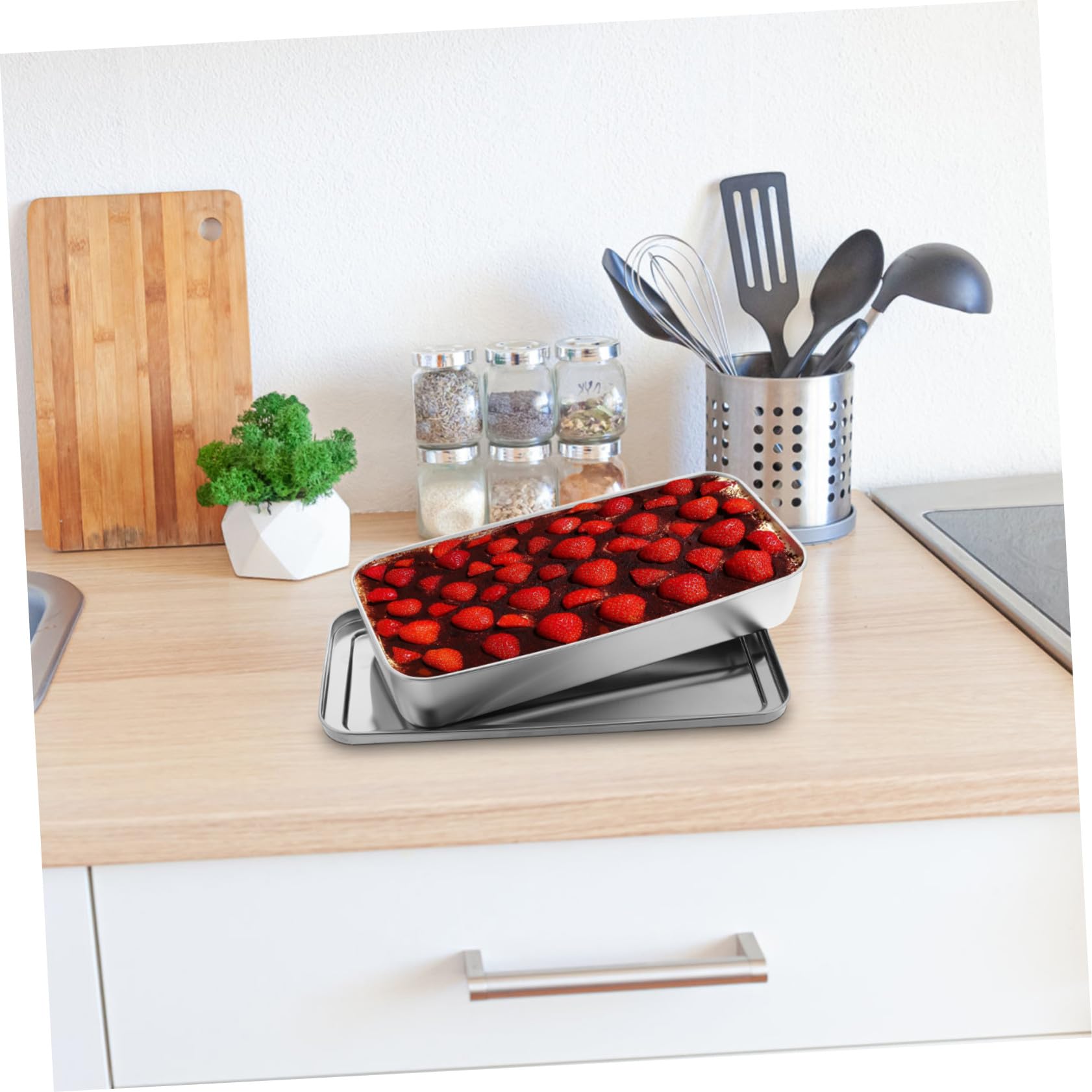 Cabilock Edelstahl Backform Rechteckig mit Deckel Langlebig und Rostfrei für Tiramisu und Käsekuchen Vielseitig zum Backen Lagern und Servieren Moderne Silberne Kuchenform