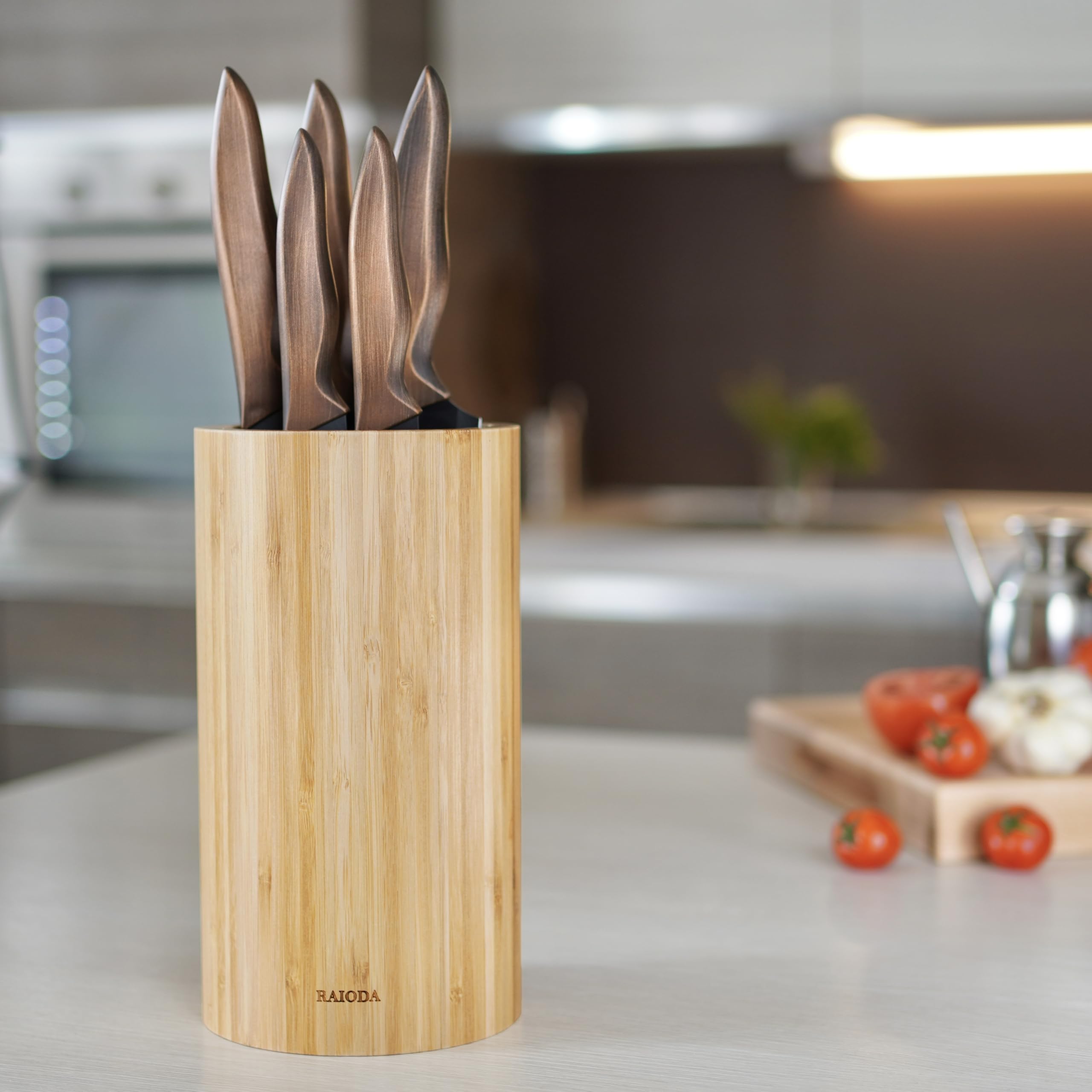 Ceppo Coltelli Universale in Bambù, Portacoltelli da Cucina Vuoto con Setole Amovibili, Design Elegante in Legno Naturale, Knife Block Holder, Sicuro e Facile da Pulire