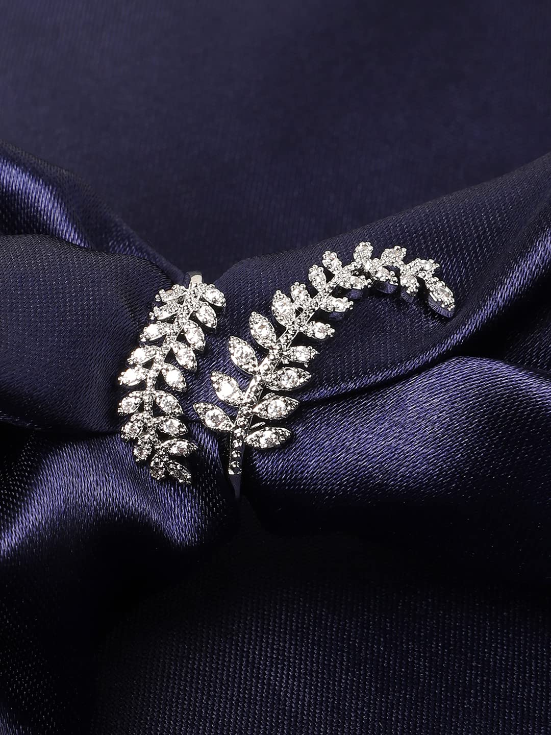 Adjustable Crystal Tone Leafy Shaped Ring for Women