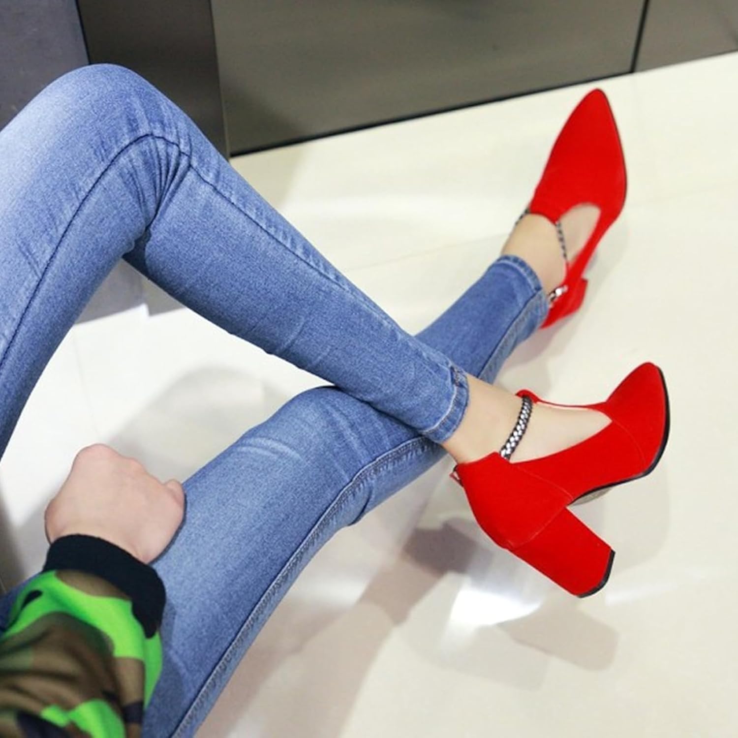 AMAZIDEAL Women's Suede Chunky Heeled T-Strap Mary Jane Pumps,Fashion Pointed Toe Closed Toe Block Heels Dress Wedding Party Shoes