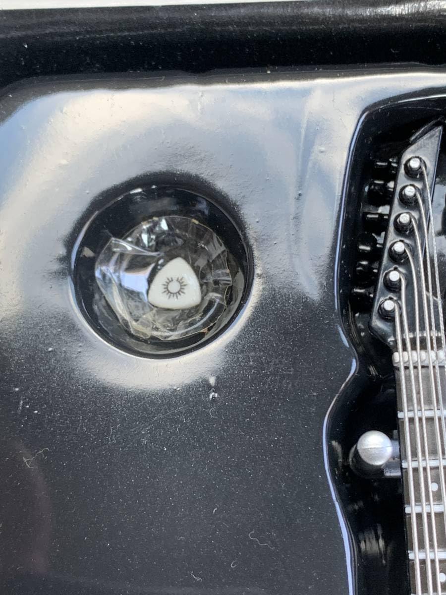 Amazon | 布袋寅泰 ギターフィギュア zodiac ブラックファイヤー 良品  