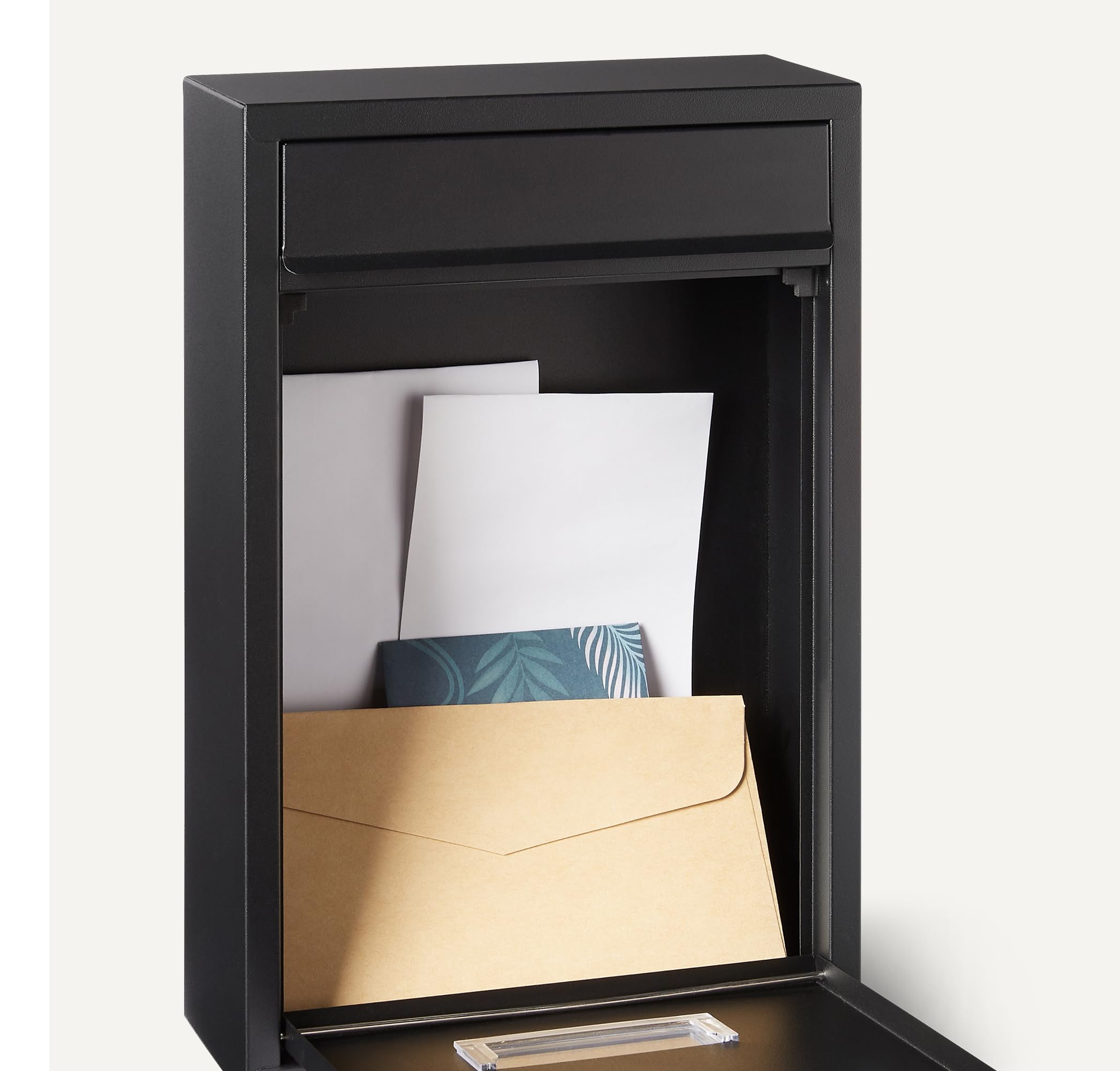 Amazon Basics, Cassetta postale con montaggio a parete e serratura, in resistente acciaio zincato, 32.5cm H x 21.5cm W x 9.0cm D, nero