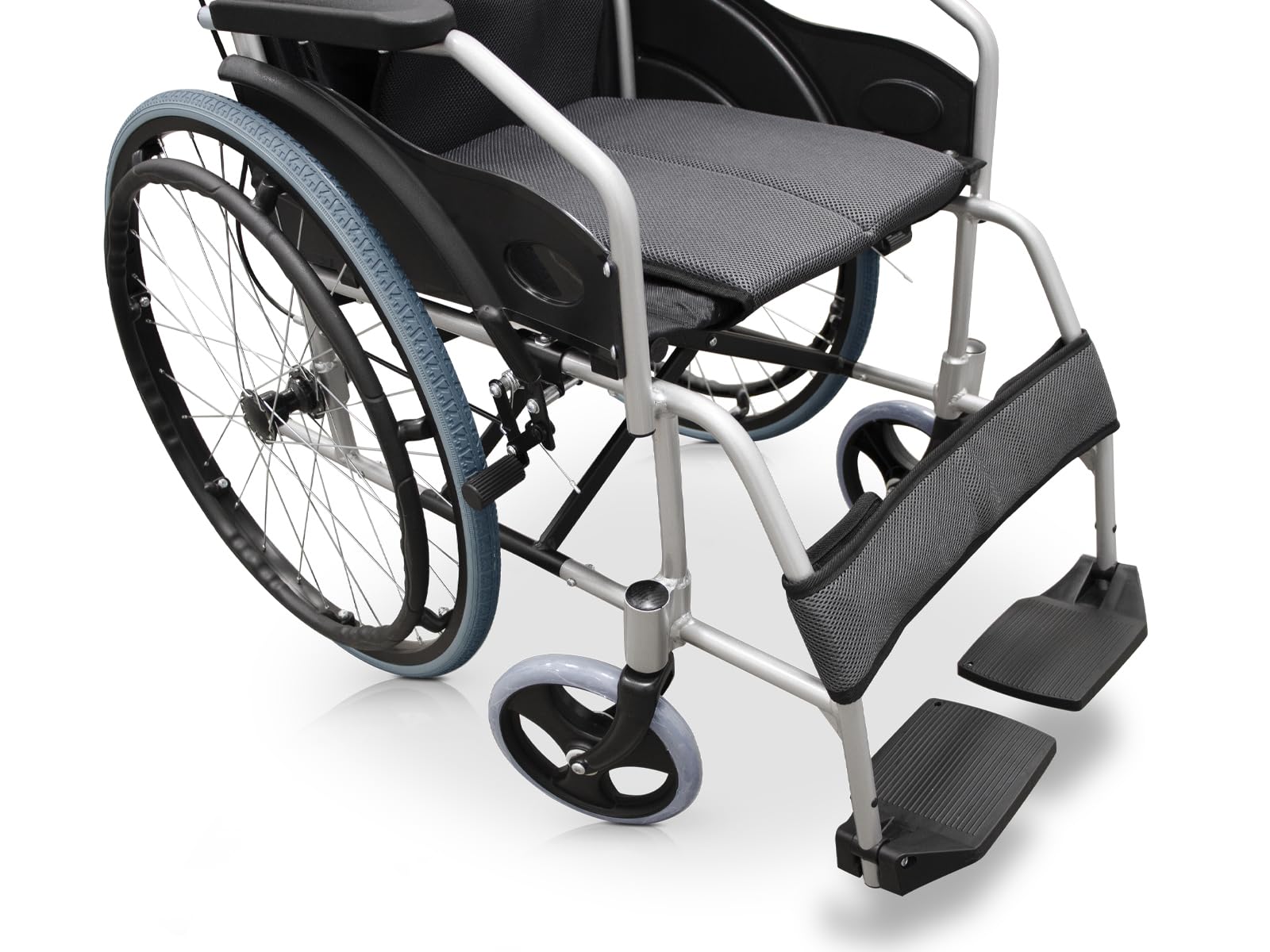 QUIRUMED Silla de ruedas manual de aluminio, Plegable, Ligera, Ancho asiento 46 cm, Frenos de maneta, Acolchada, Para minusválidos, Para personas mayores, Hasta 110 kg