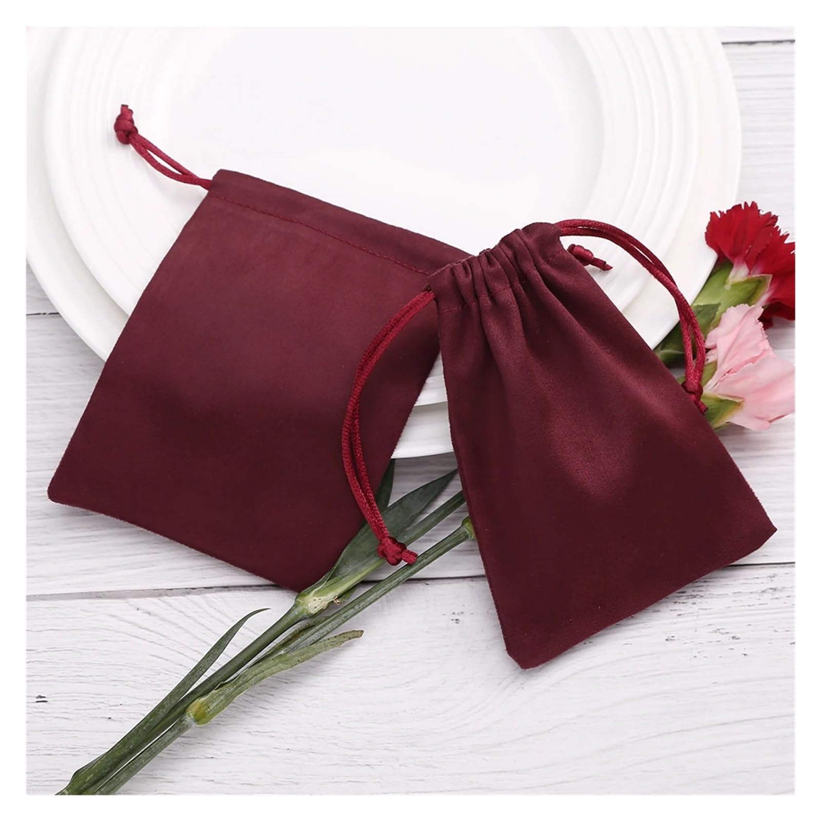WENH Pochettes d'emballage de bijoux en flanelle, 50 pièces, sac cadeau for cadeaux de mariage, pochette à cordon de serrage en velours Tarot for maquillage cosmétique, bagues, boucles d'oreilles(13x1