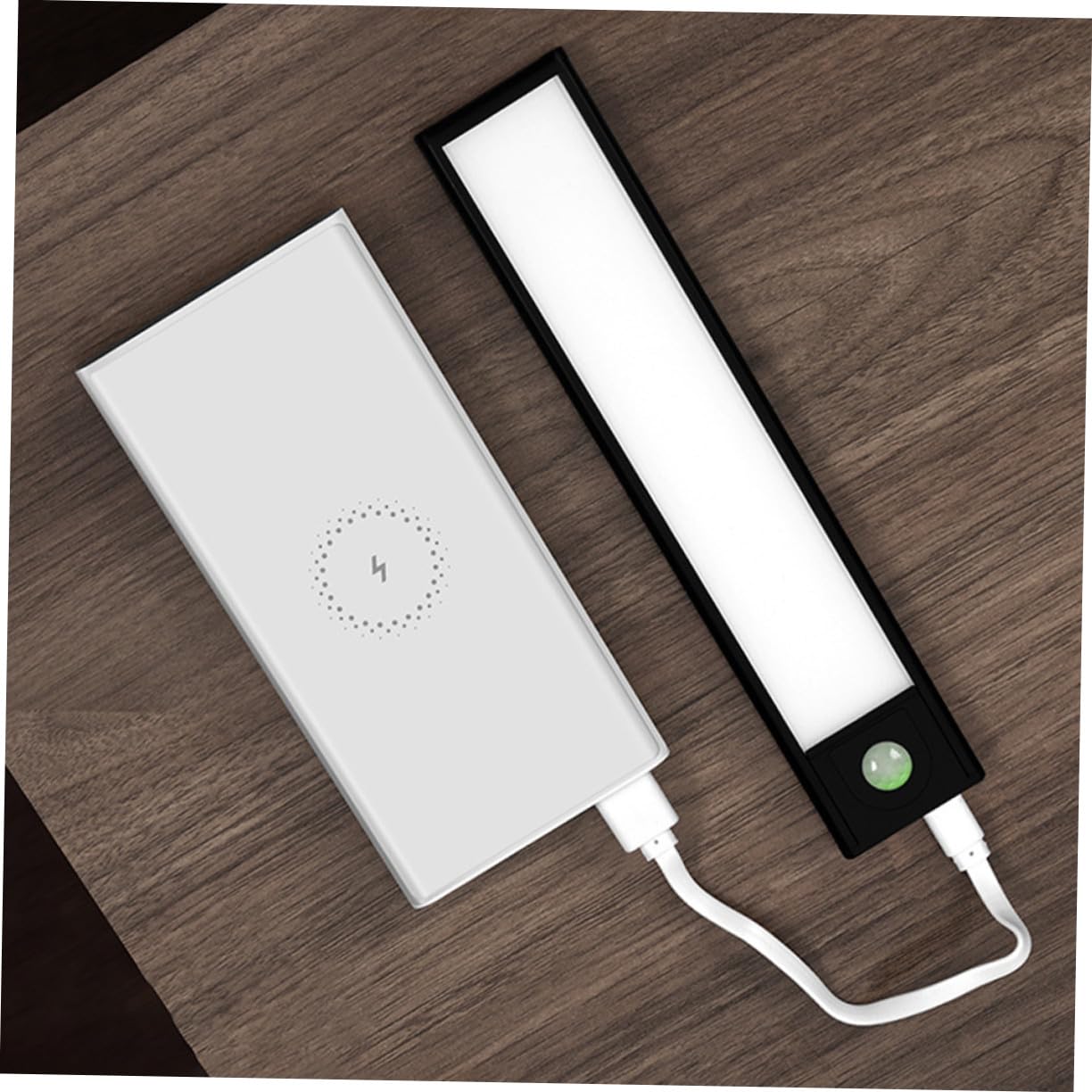 Housoutil Lampe LED Détecteur de Mouvement Rechargeable, Veilleuse Intérieure Lumière Chaude, Ultra Fine, Capteur Intelligent pour Chambre et Armoire, Batterie Intégrée, Usage Quotidien