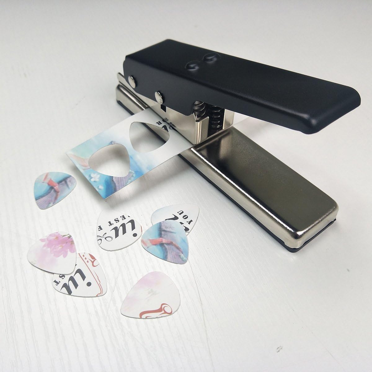 Guitar Pick Punch DIY Card Cutter Ukulele Picks Maker Tool (Black+Silver)