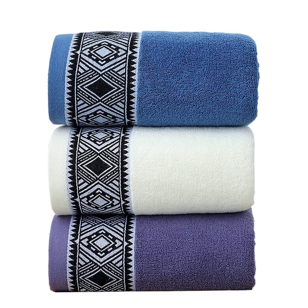 Serviette de toilette absorbante finis les résidus de fibres sur le visage et les cheveux