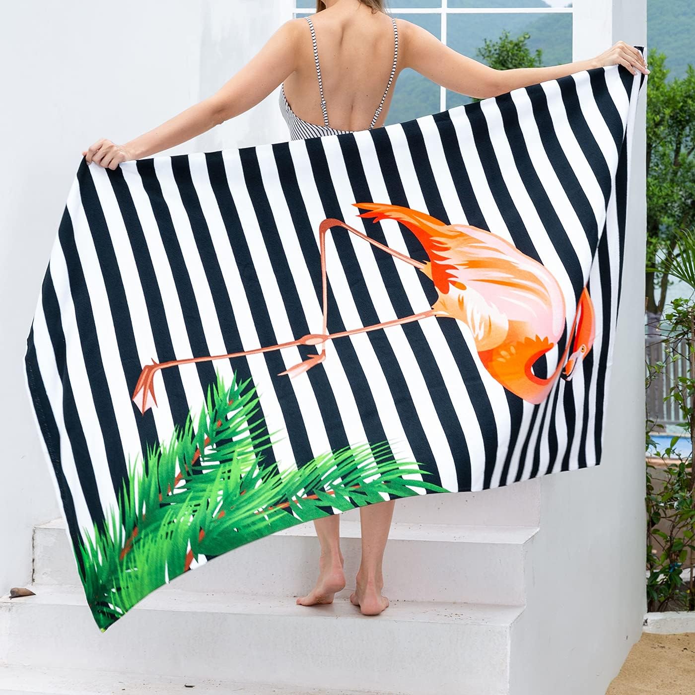 RYGAR Oversized Beach Towel Extra Large Beach Blanket Towels Portable Ultra Soft Super Water Absorbent Microfiber Striped Swim Bath Towels for Girls Women Adults 40x70 inch (Black Stripe, 40×70")