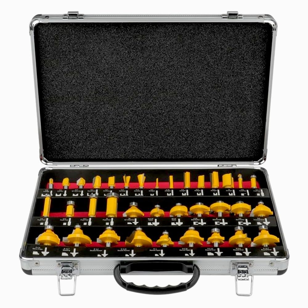 Topolenashop Set 35 Frese per Legno con Codolo 8 mm – Kit Frese per Fresatrice Verticale, Rifilatore e Router, Frese Professionali per MDF, Compensato, Legno Duro e Morbido con Valigetta | 610103
