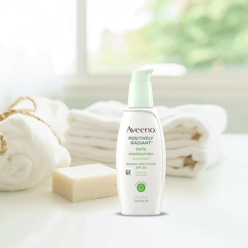 Miniatura 6 de Aveeno Positively Radiant cuidado de la piel Humectante diario FPS 30