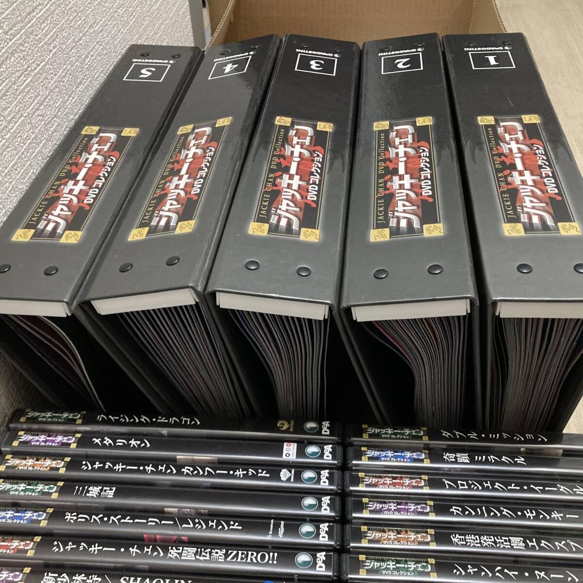 Amazon.co.jp: ジャッキーチェン DVDコレクション全66巻ケース付きフル 