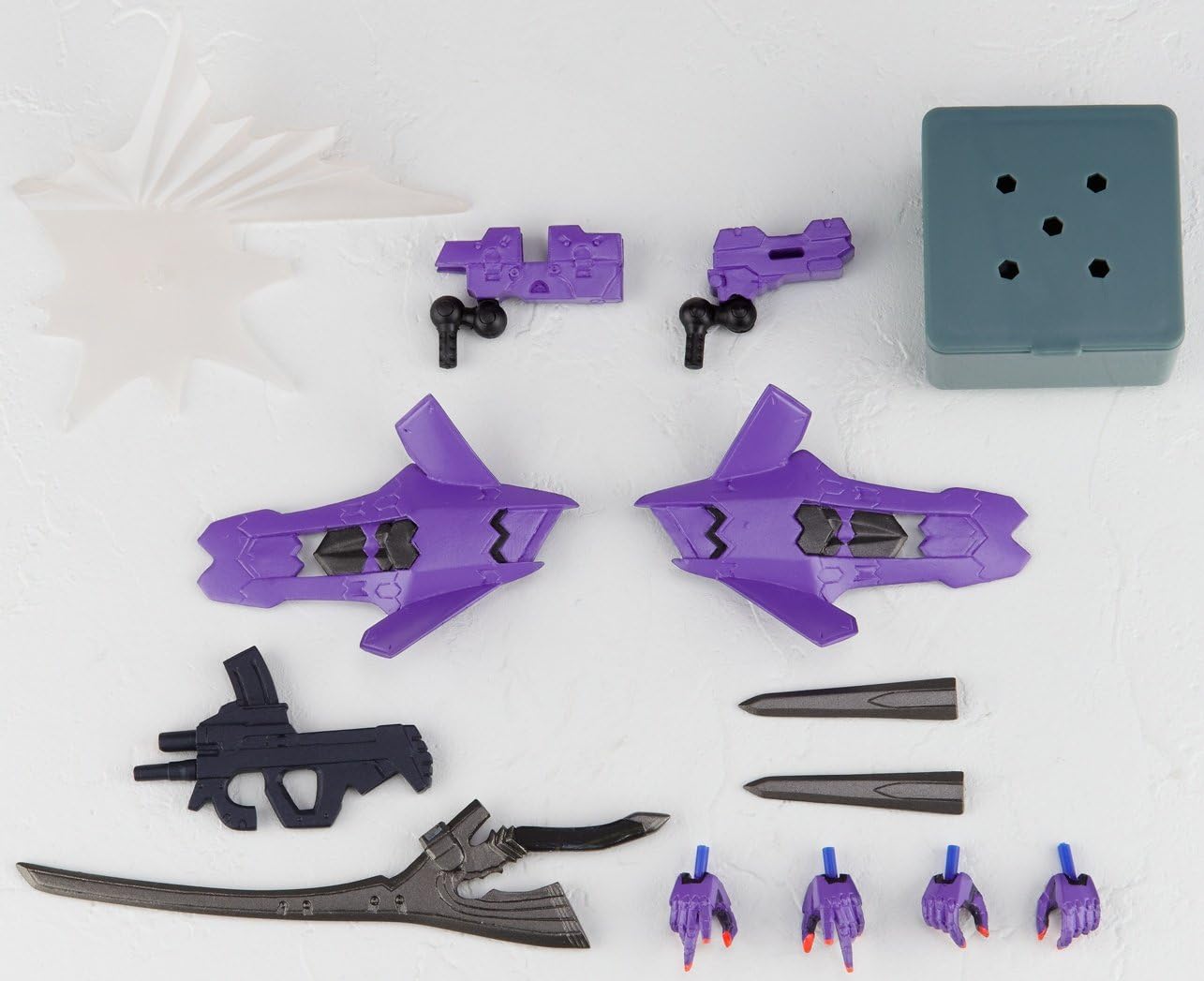 Kaiyodo Revoltech Muv-Luv Alternative #001: Takemikaduchi Type-00R Shogun Model Action Figure