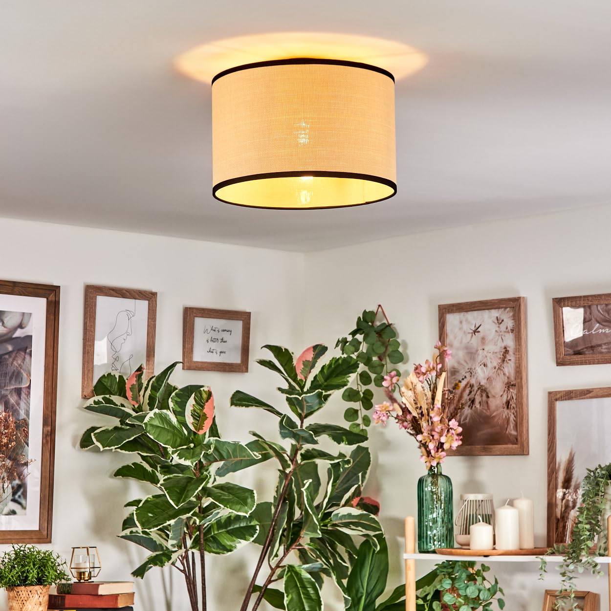 HOFSTEIN Lámpara de techo Chellas, lámpara de techo de metal/papel trenzado/tela en color negro/natural, lámpara de diseño bohemio moderno (diámetro 35 cm), E27, comedor, salón, dormitorio, cocina