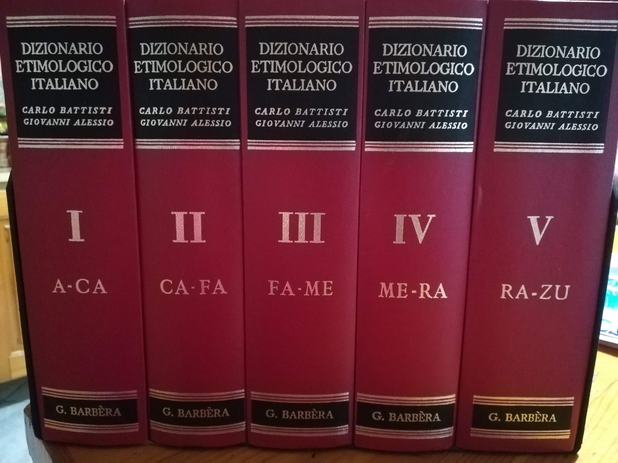 Dizionario etimologico italiano Volume primo: A-Ca - Volume secondo: Ca-Fa - Volume terzo: Fa-Me - Volume quarto: Me-Ra - Volume quinto: Ra-Zu (volumi stampati fra il 1950 ed il 1957)
