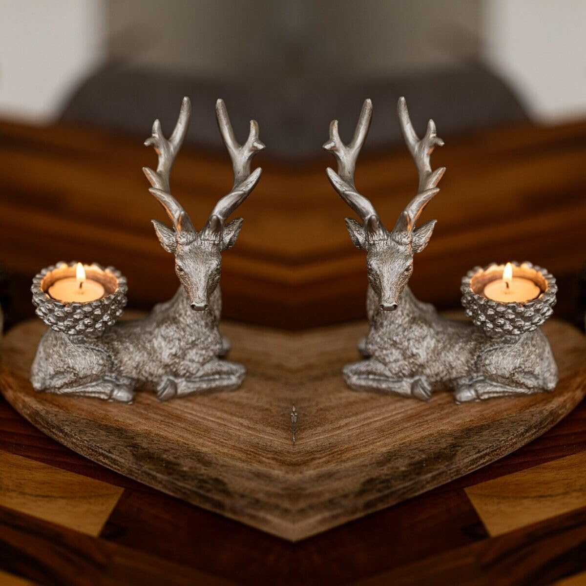 Marco Paul Set of Two Resin Stag Tealight Holders Candle Holder Traditional Christmas Decorations Deer Antler Table Decoration Centrepiece Tea Light Candle Holders Decorative Reindeer Ornament 2pc