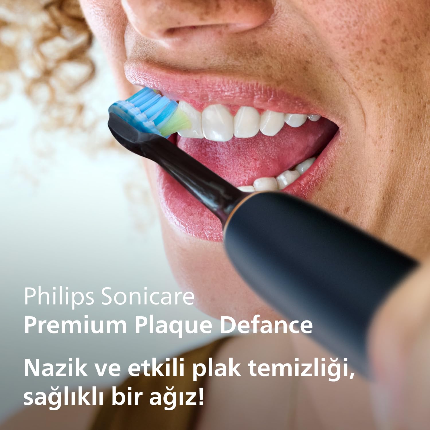 Philips Sonicare Premium Plaque Defence Yedek Başlık, 10 Kat Daha Fazla Plak Temizliği, Yumuşak Fırça Başlığı, 2’li Paket, Siyah, HX9042/88
