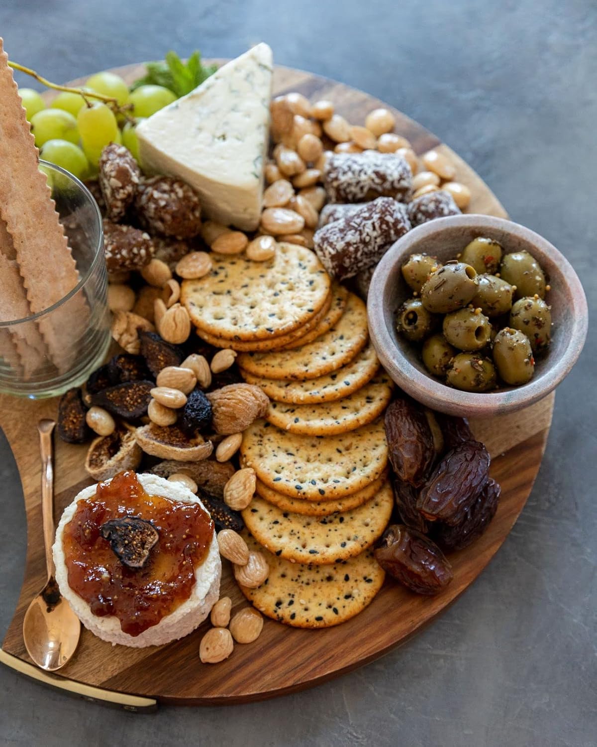 United With Earth Organic Medjool Dates - 11lb | Non-GMO, Gluten-Free, Vegan, Paleo, Certified Organic