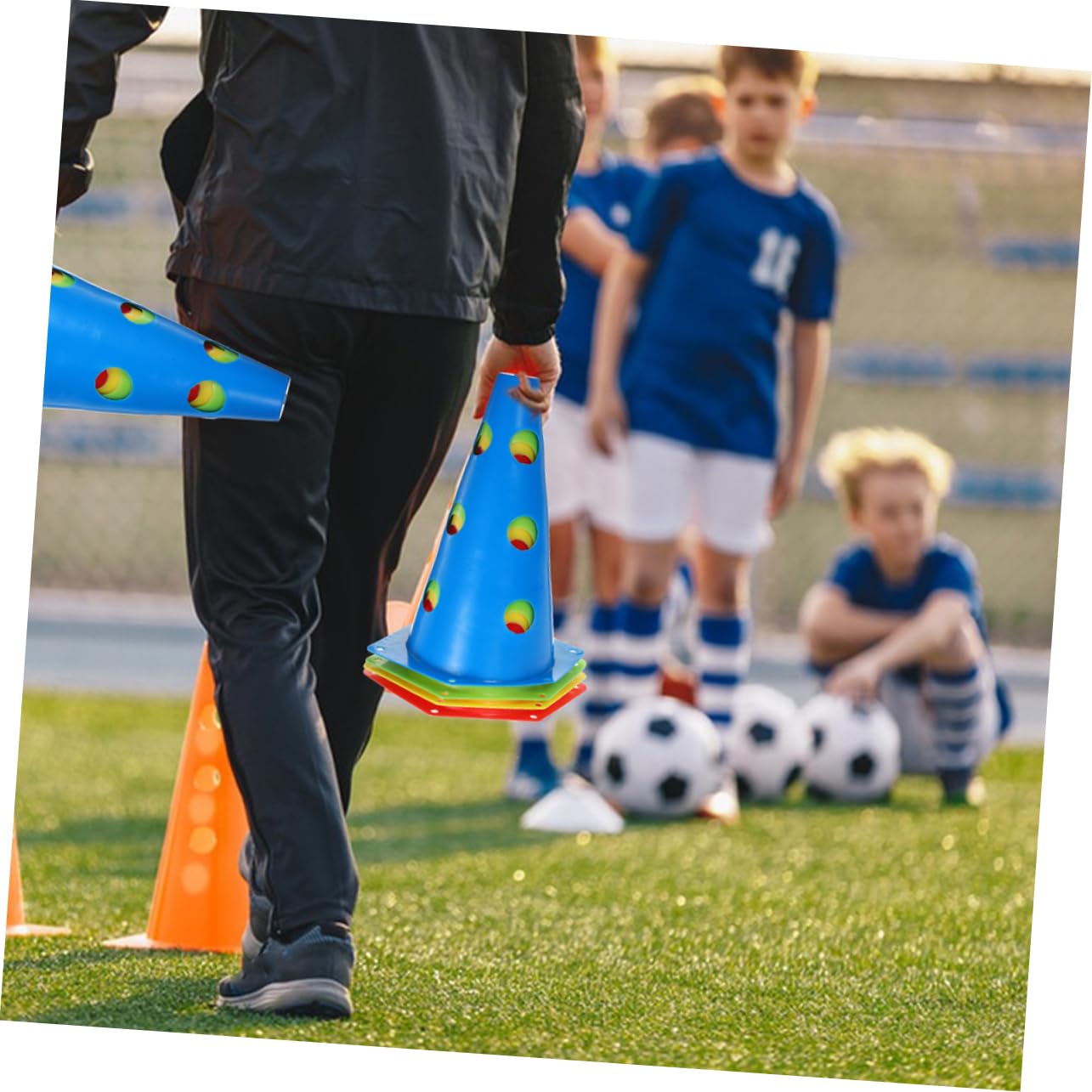 Toddmomy Set 12 Coni Allenamento Calcio in Plastica PE Alta Resistenza e Flessibilità per Migliorare Coordinazione Occhio-Mano in Allenamenti Sportivi