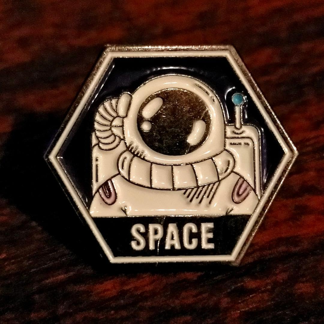 Amazon | ピンバッチ 六角SPACE 宇宙飛行士 宇宙 NASA JAXA ピンバッジ 