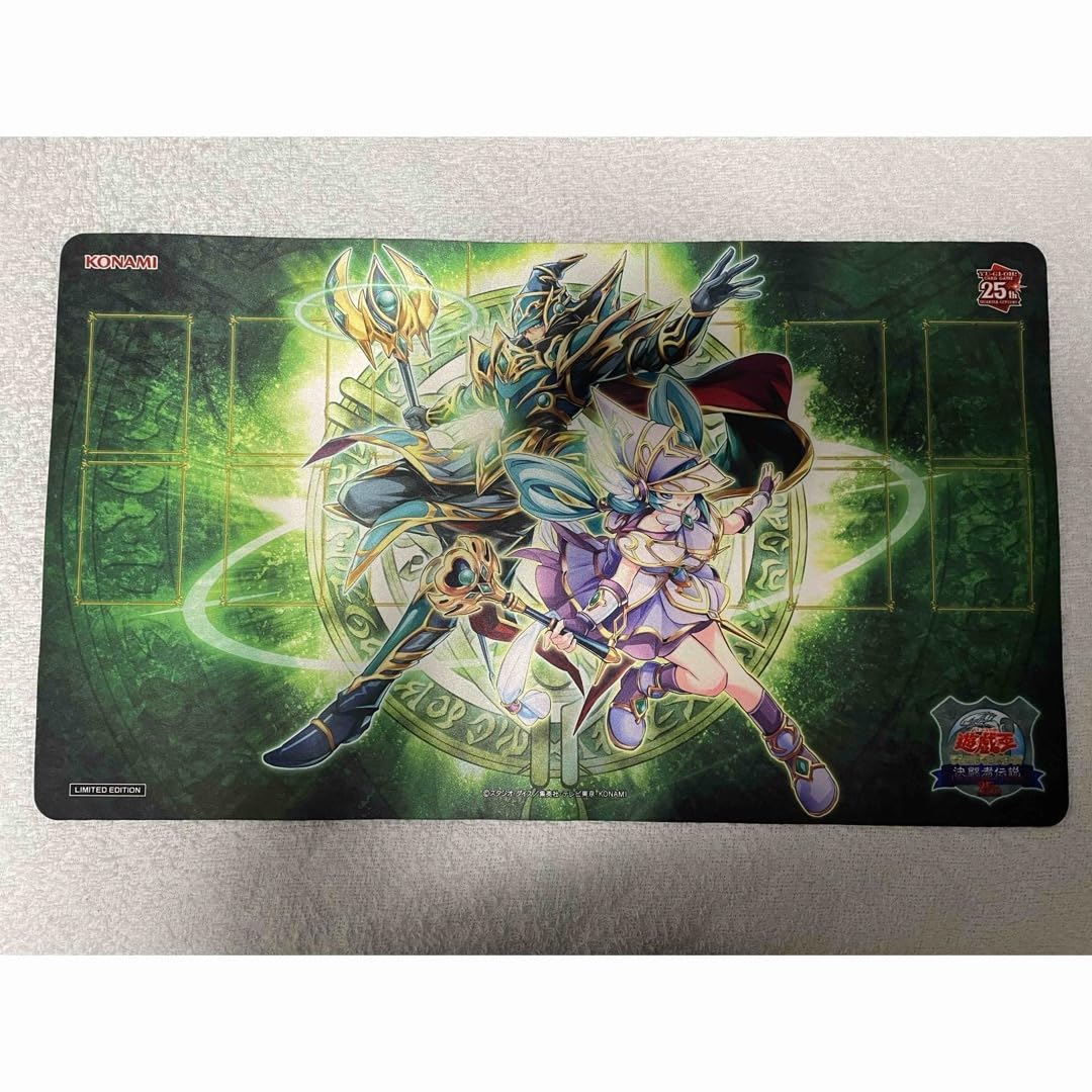 Amazon | 遊戯王OCG 結束と絆の魔導師 プレイマット 決闘者伝説 東京 