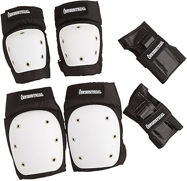 Skateboard helmet and pads set Clearance