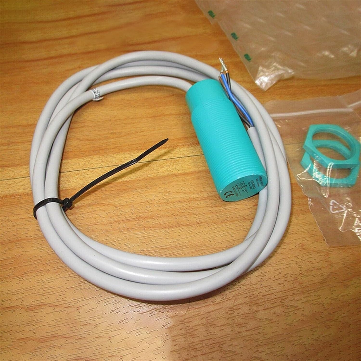 Capacitive sensor CJ10-30GK-E proximity switch