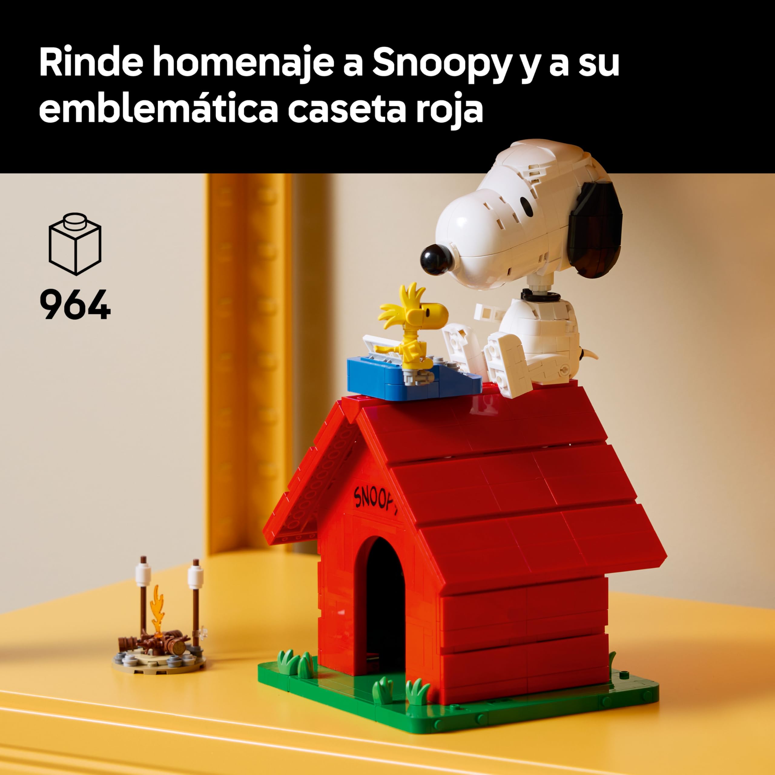 LEGO Ideas Peanuts: La Caseta de Snoopy - Maqueta para Adultos de Casa - Figura de Perro Snoopy y Pájaro Woodstock - Decoración de Estantería - Regalo para Mujeres y Hombres Fans del Cómic - 21368