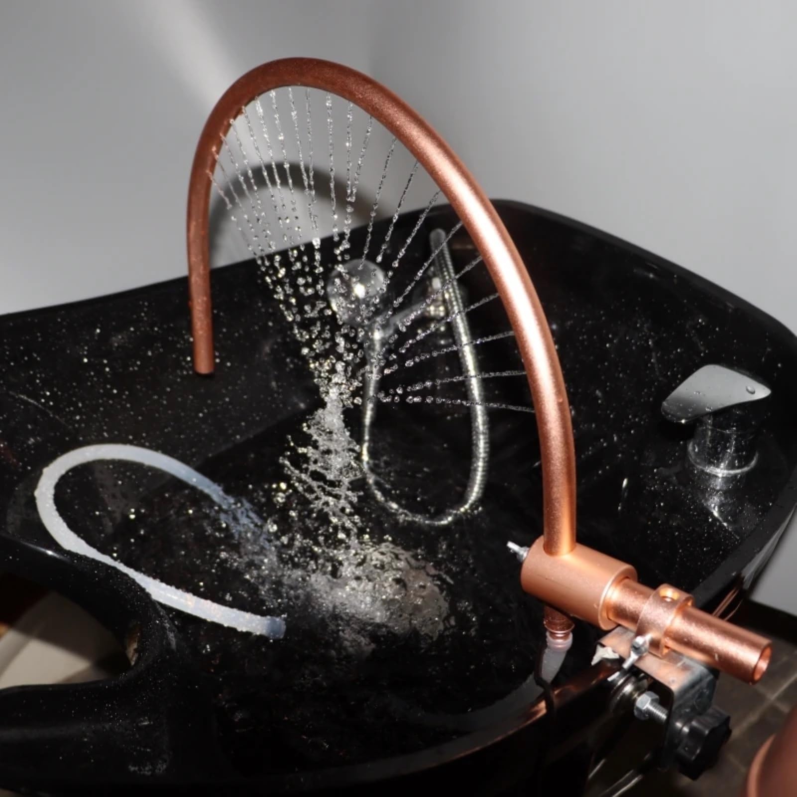 Miska na szampon do hydroterapii spa, przenośny regulowany sprzęt do masażu głowy wodospadu do użytku w salonie, pasuje do większości umywalek szamponów