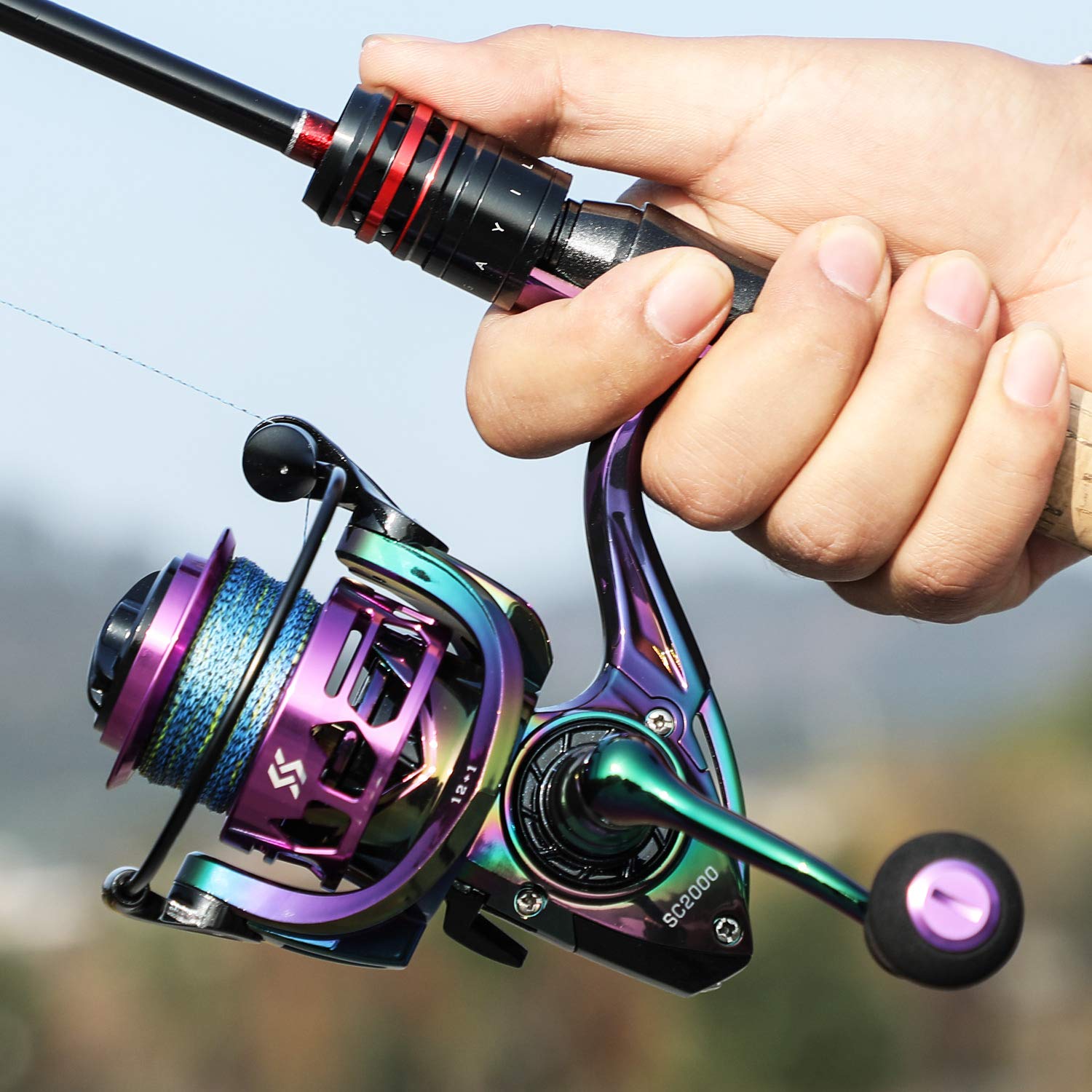 Sougayilang Moulinet de pêche rotatif 6.0:1, cadre en graphite, 12 + 1 BB coloré avec frein en carbone de 11,3 kg, poignées super polymère pour moulinet de pêche en eau douce ou salée