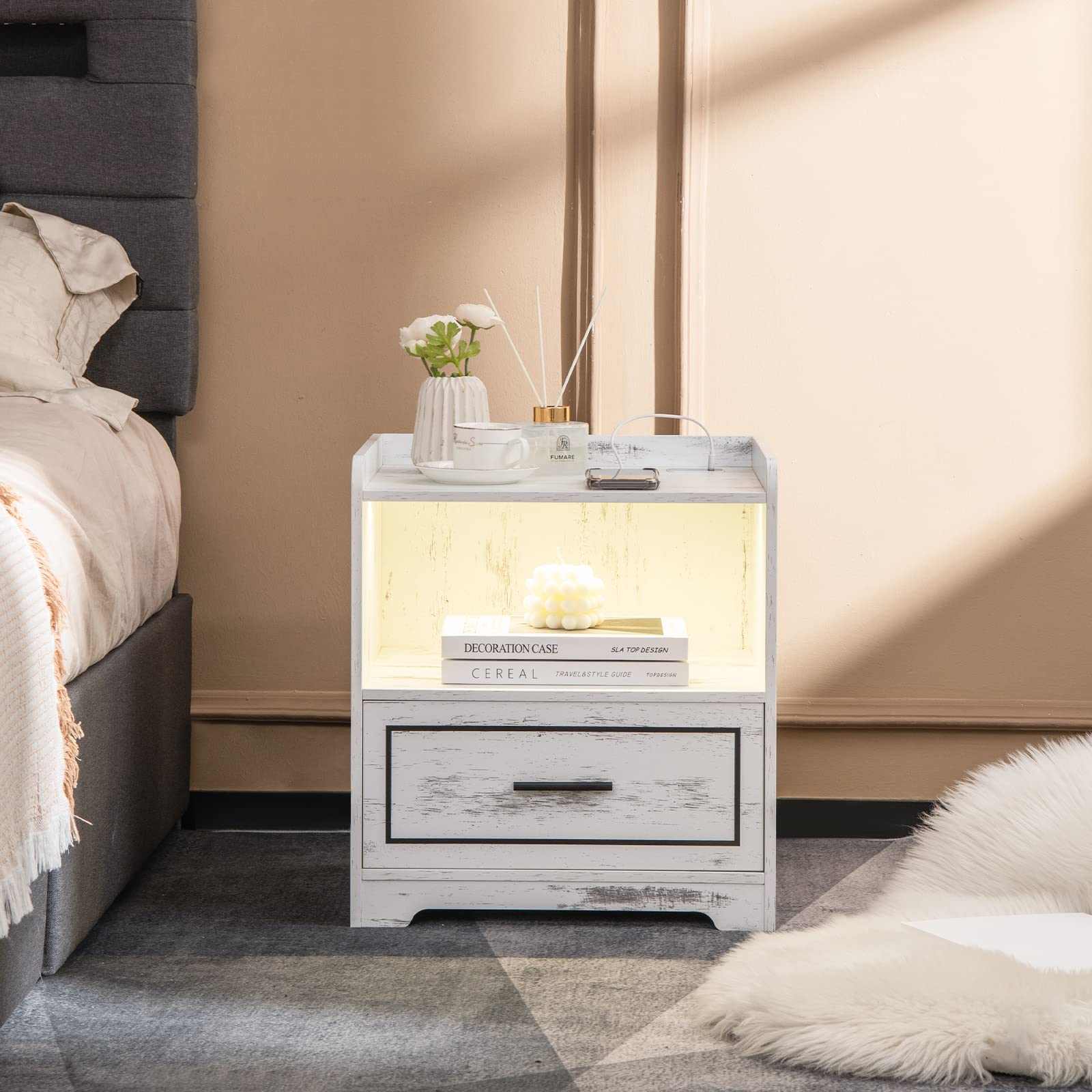 KOMFOTTEU Regulowany stolik nocny LED, ładowanie USB/Type-C, drewniana szuflada, Smart Tabel 45 x 40 x 50 cm (1, biały)
