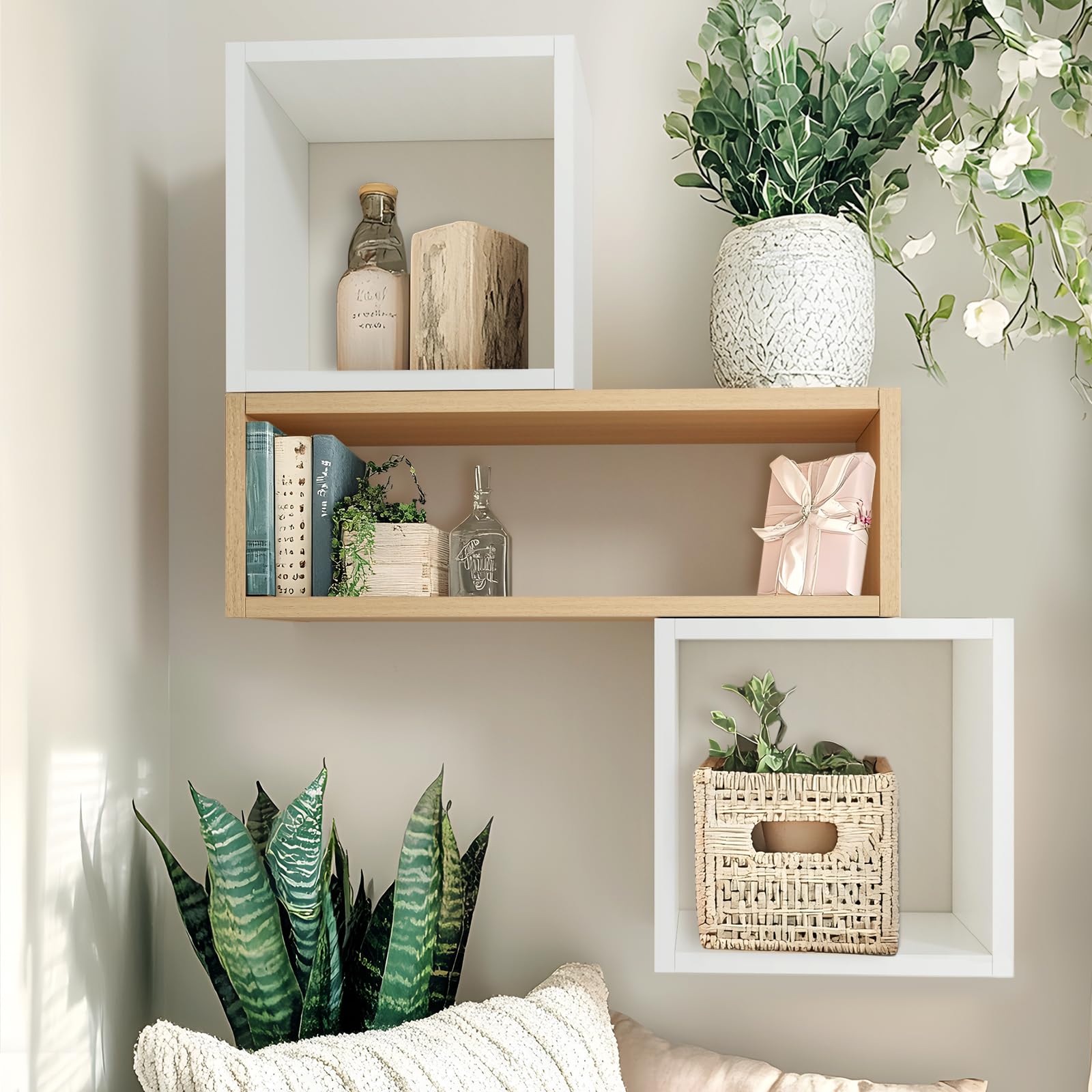 Kaboon Cube Shelves Set2, White Display Shelves Wall Mount 7.75