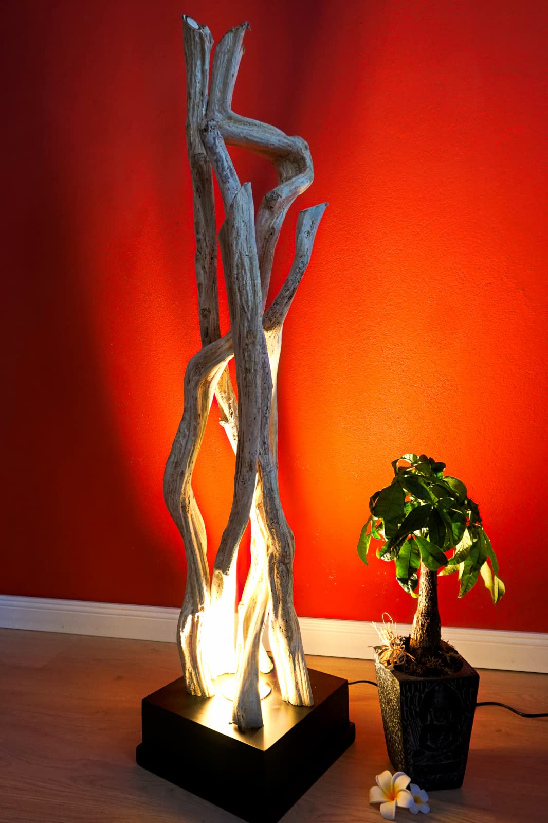Kinaree Lampadaire Lianen en bois Keke - 120 cm - Éclairage liane naturel, Marron/Noir, 120x27x27cm