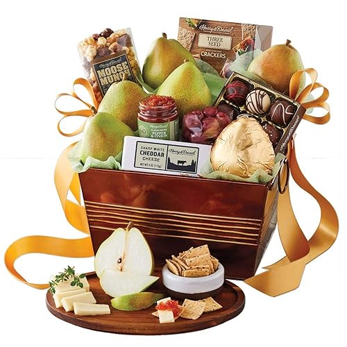 Harry David Favorites Pear Popcorn and Relish Gift Basket - Classic Harry David Favorites Pear Popcorn and Relish Gift Basket - Classic