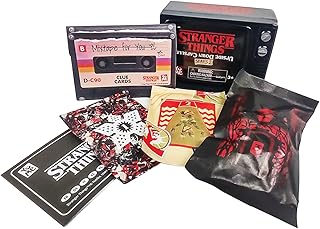 كبسولات يومي تحتوي على شخصيات مجسمة غامضة من شخصيات المسلسل التلفزيوني سترينجر ثينجز الجزء 2 تحتوي مفاجأة عند الفتح، مجموعة تماثيل من 12 شخصية لجمعها مع ملحقاتها مرخصة رسميًا من ماكس ماركتينج