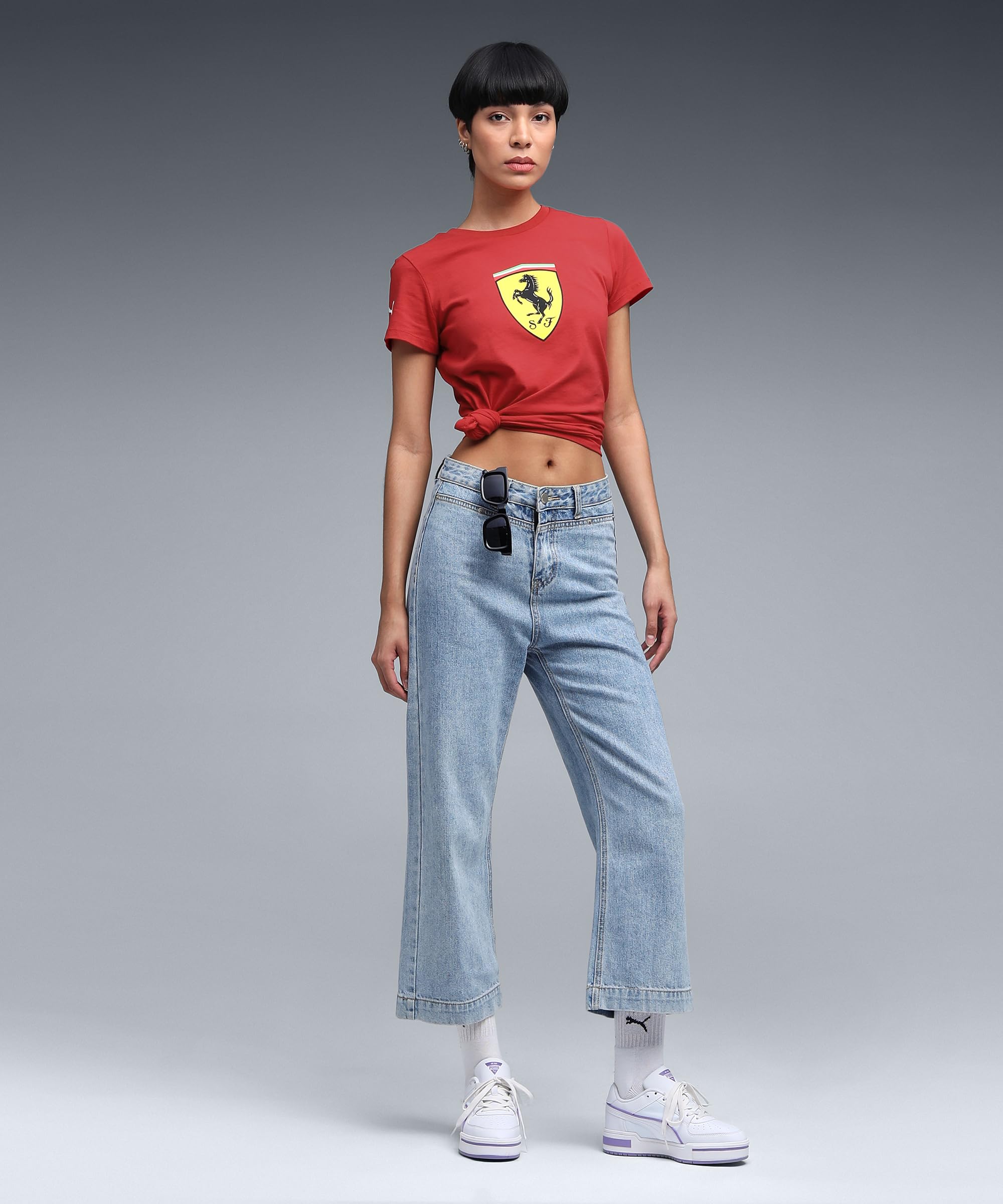 PUMA Scuderia Ferrari F1 T-Shirt Donna con Grande Logo Scudetto