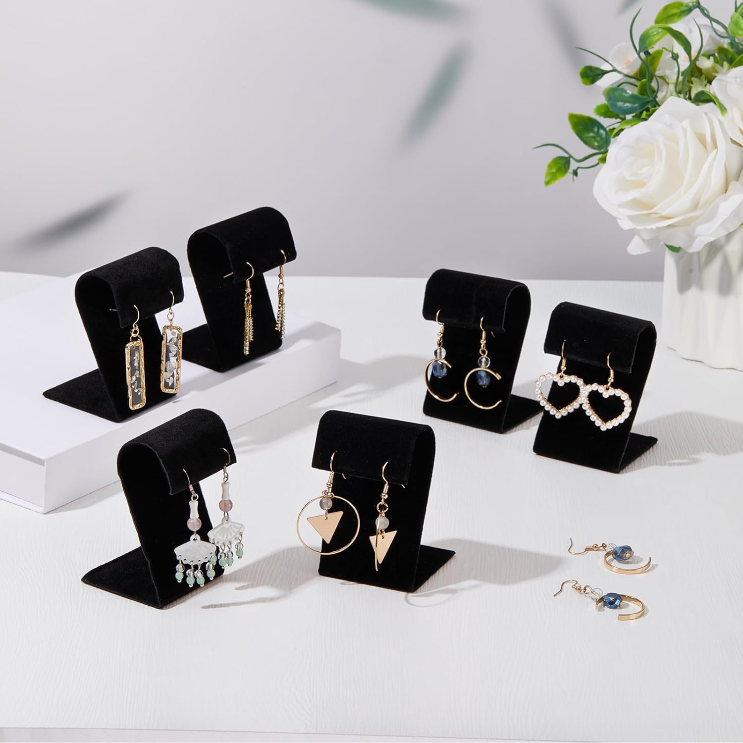 RattanView 12 Pieces Velvet Earring Display Stand Necklace Pendant Jewelry Stand Showcase Organizer Display Holder for Earring Pendant Accessory Rack (Curved Style,Black)