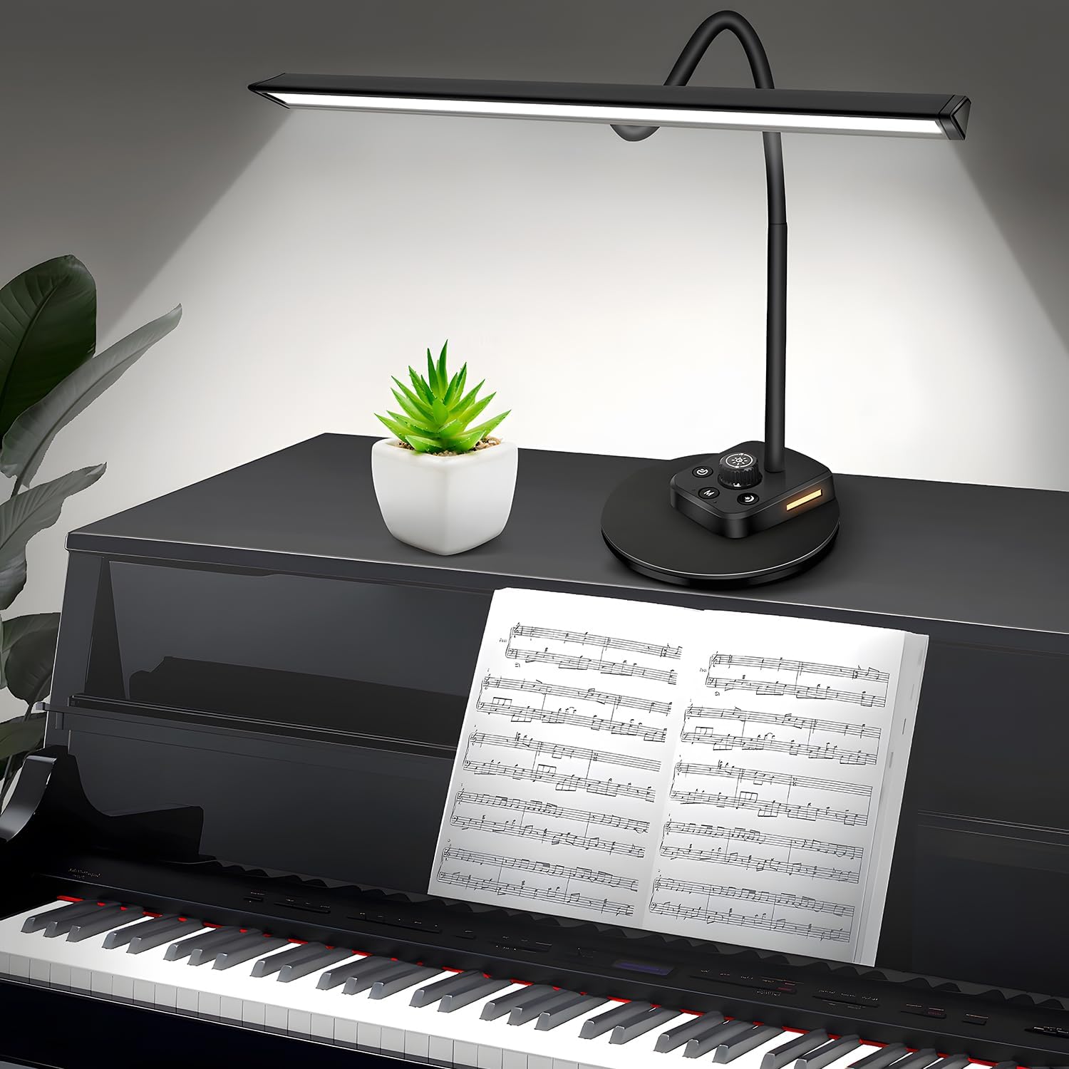 Luz de piano, lámpara LED regulable con 5 modos de luz, puerto de carga USB, temporizador de apagado automático, diseño de cuello de cisne ajustable para pianos grandes y verticales