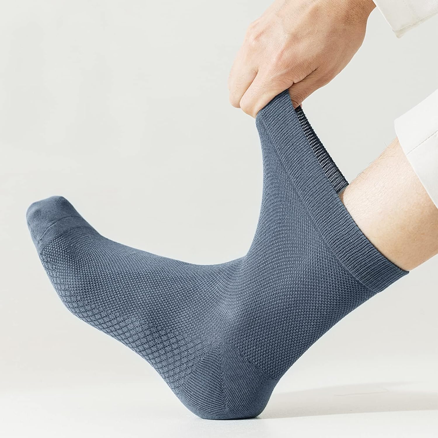 Pacote com 5 meias esportivas masculinas de mistura de algodão, Style01-Masculino Tamanho do Calçado: 7-12, Tamanho Único em promoção! Veja a oferta e mais achadinhos de Moda íntima 7 Hoje é o melhor dia para comprar Pacote com 5 meias esportivas masculinas de mistura de algodão, Style01-Masculino Tamanho do Calçado: 7-12, Tamanho Único com aquele preço maroto! Promoção! Aproveite a oferta! 7