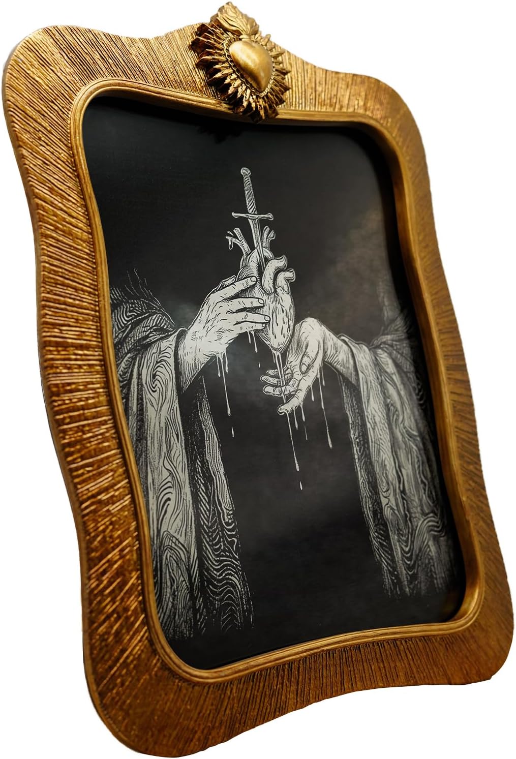 8x10 Vintage Picture Frame, Antique Bronze Gold Ornate Gothic Photo Frame for Wall Hanging or Tabletop Display, Decorative Heart Relief Design, Retro Home Decor, Photo Gallery Art