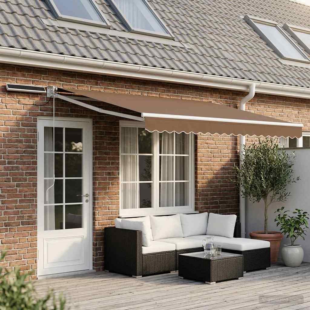 Toldo retráctil eléctrico, tela topo y marco blanco | Equipado con control remoto y panel solar, con un marco de aluminio duradero para la protección solar de patio y jardín.