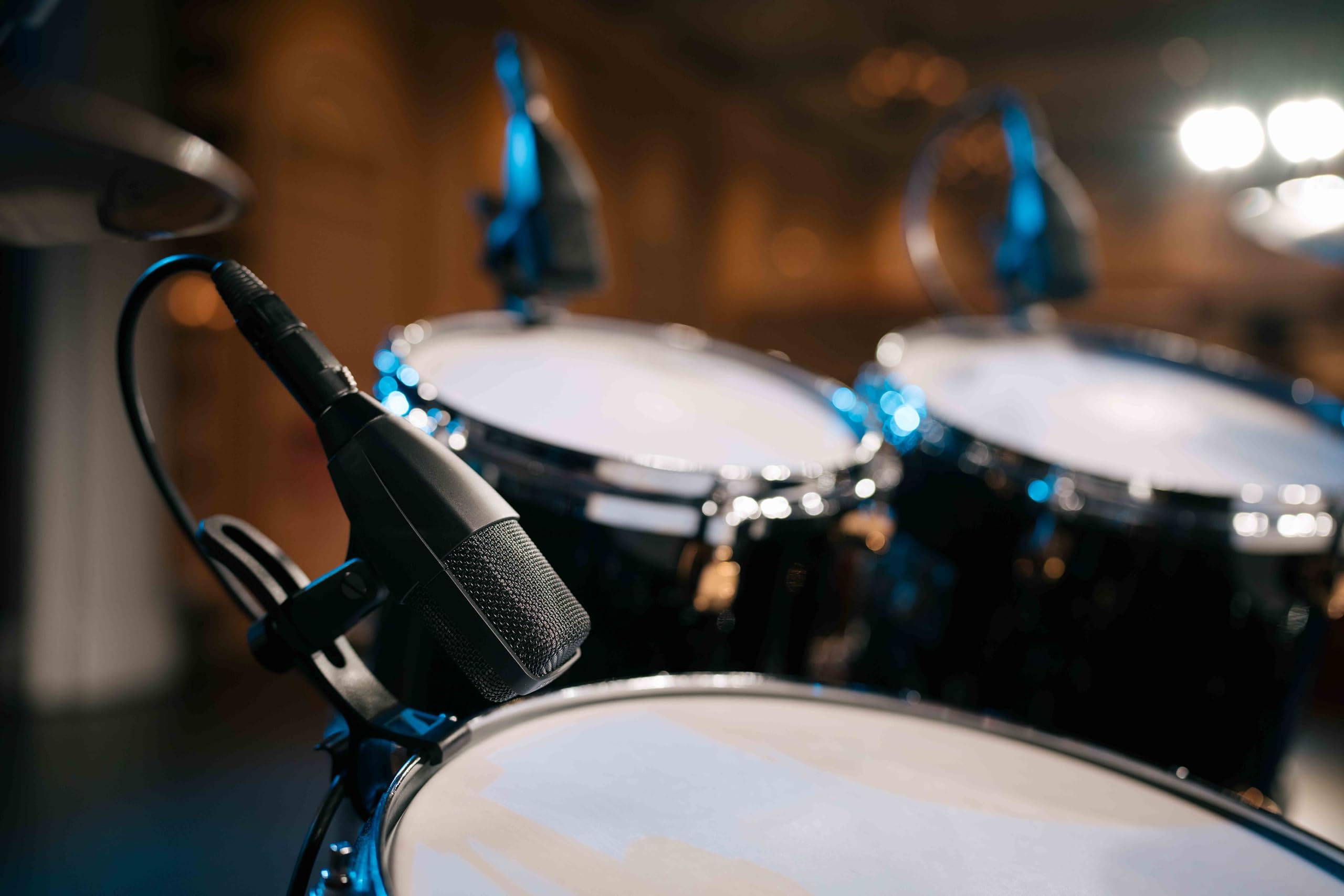 Sennheiser MD 421 Kompakt with Drum Clamp