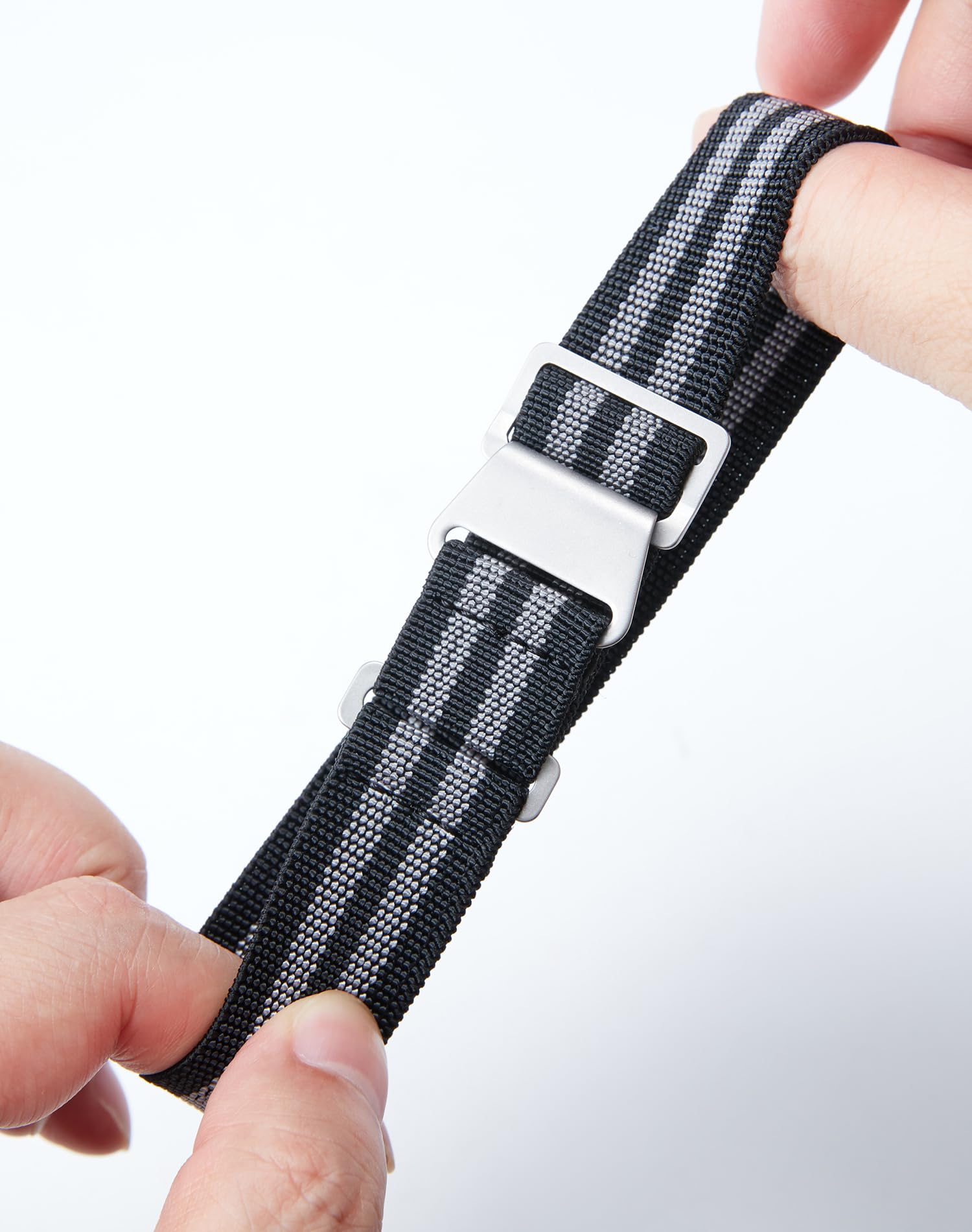 BINLUN Elastisch Nylon Uhrenarmband 18mm 20mm 22mm Parachute Marinetaucher Fabric Stoff-Armbänder Militär Ersatzband für Uhr Damen&Herren - Upgrade Hakenverschluss
