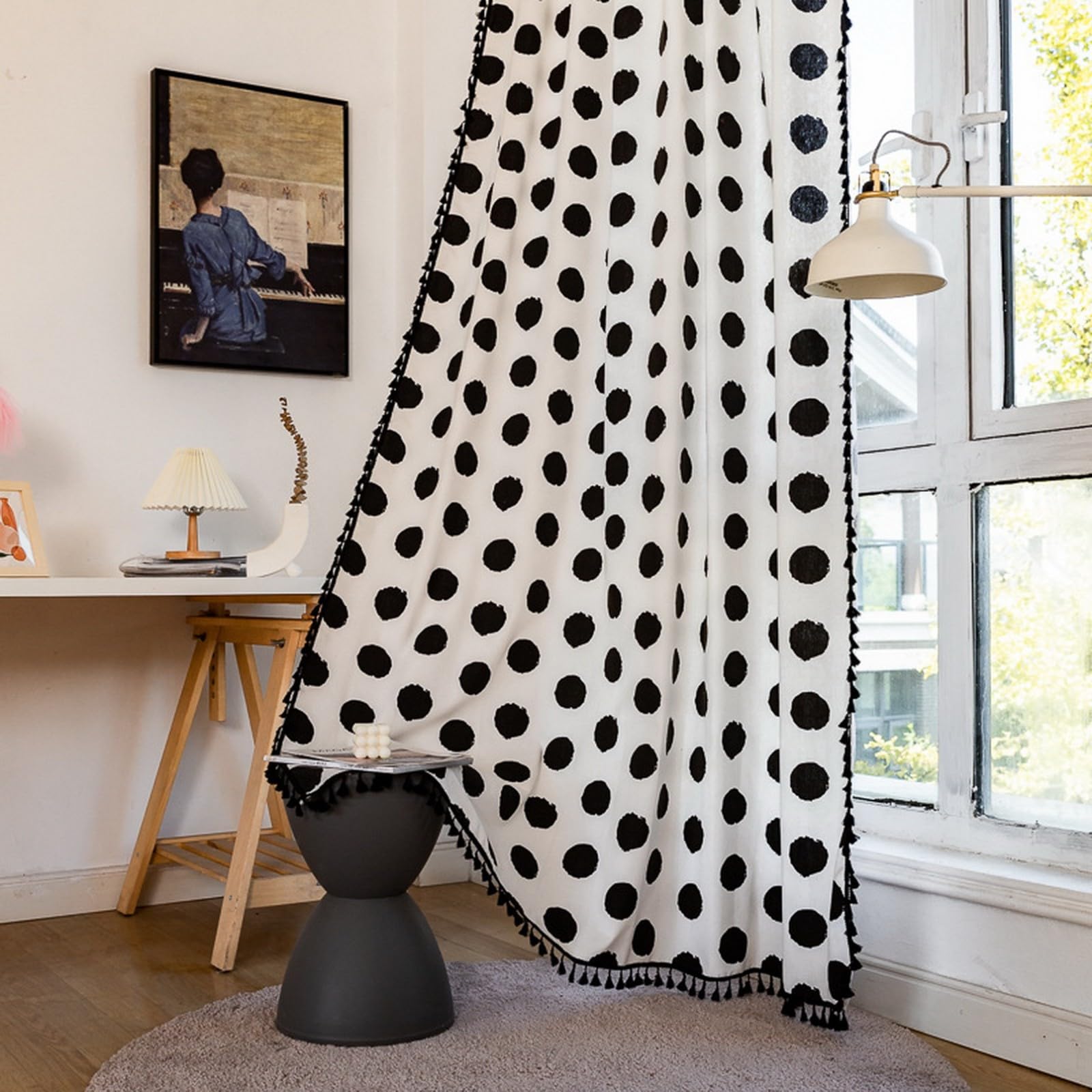A.Monamour Rideau Voilage Passe Tringle Semi Transparent Opaque Coton Lin Noir Blanc à Pois Rural Boho Décoration Fenêtre Rideau de Porte avec Glands à Pompons pour Salon Chambre Cuisine, 1 Panneau