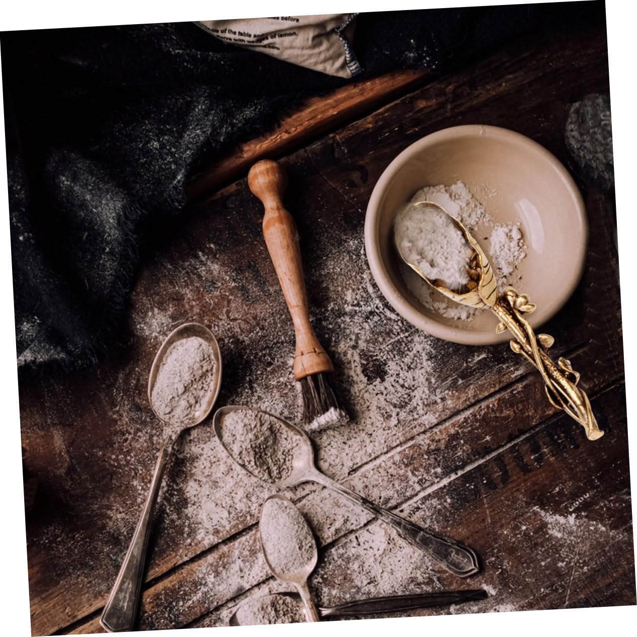 ARTIBETTER 2pcs Pure Brass Lotus Shovel Tea Art Ornaments Copper Carving Decoration Tea Measuring Tea Accessories Gifts Coffee Loose Tea Mini Decor Delicate Tea Shovel Matcha Metal