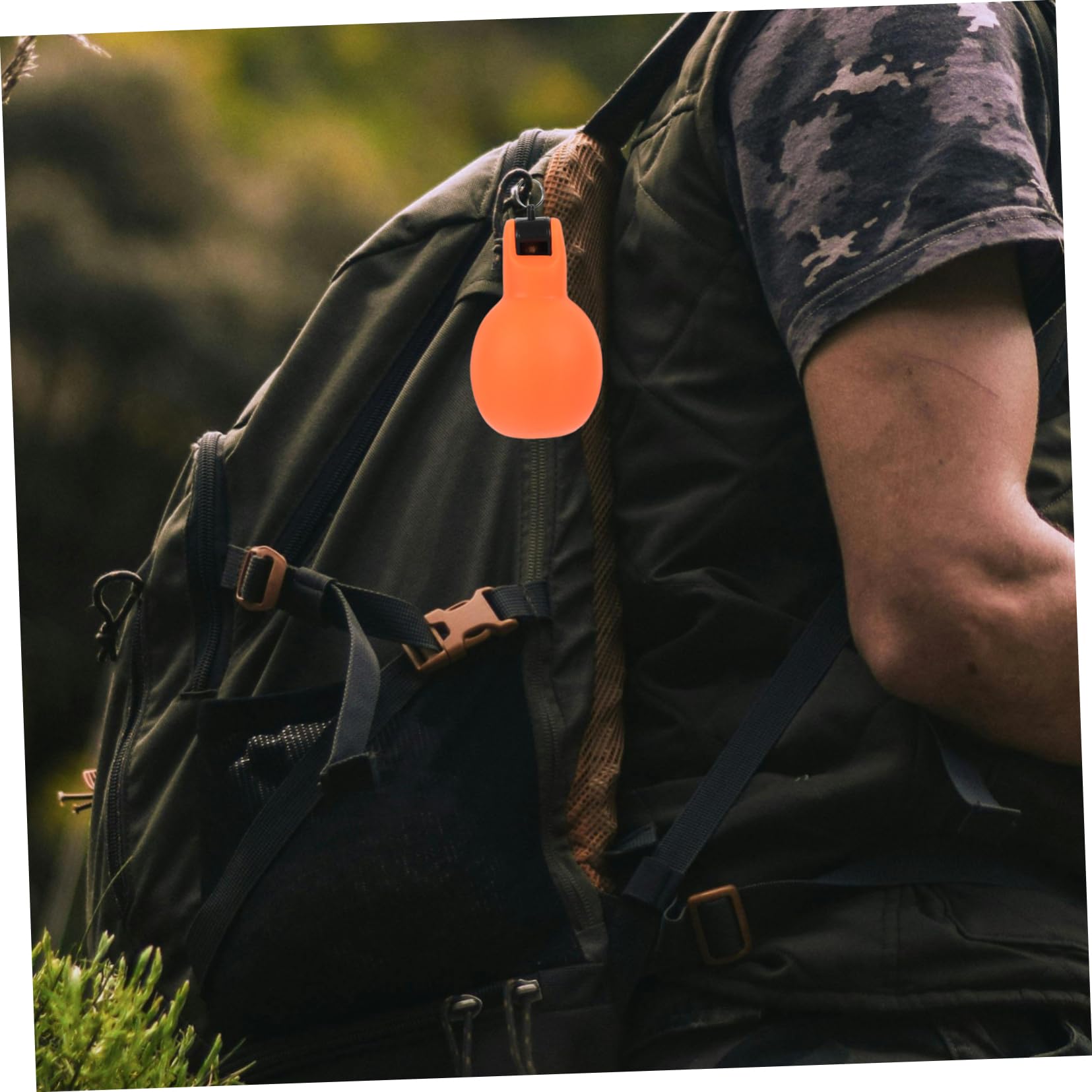 INOOMP Silbato Aire Silbato De Supervivencia De Mano Pequeño Silbato Portátil Silbato De Supervivencia para Acampar Práctico Silbato Pequeño De Polivinilo Rojo