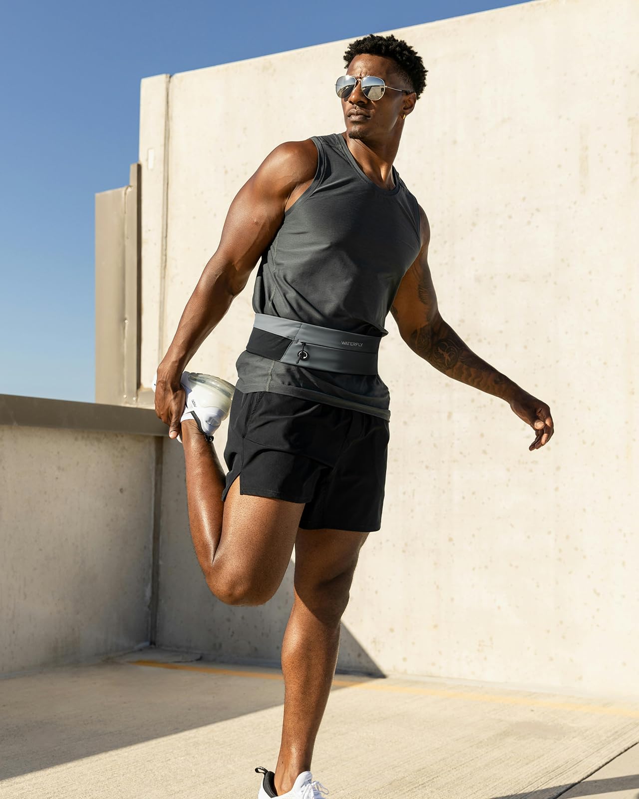WATERFLY Marsupio da corsa: marsupio sottile per uomo e donna, supporto per telefono per allenamento, fitness, maratona, jogging, Grigio, Cintura da corsa leggera