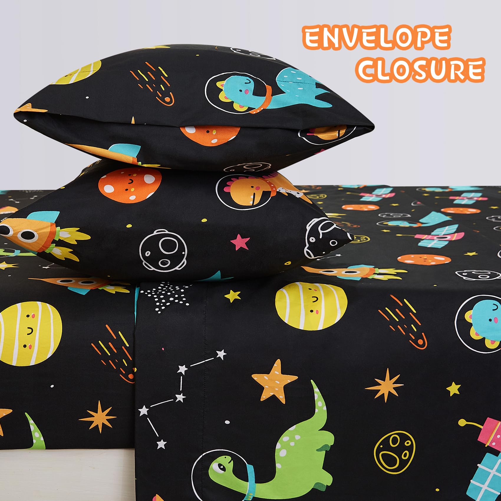 Juego de sábanas de tamaño individual de dinosaurio para niños, diseño de planetas lindos de microfibra con bolsillo profundo, juego de sábanas y fundas de almohada, 3 piezas 2