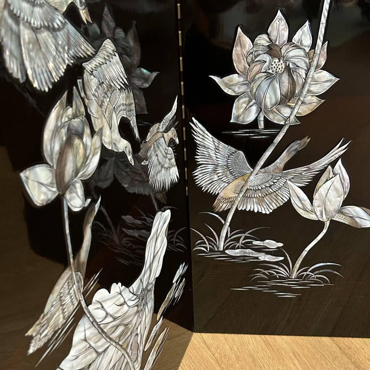 Amazon｜衝立 金屏風 漆塗り螺鈿細工 4曲1双 鶴 蓮の花 品 骨董品 